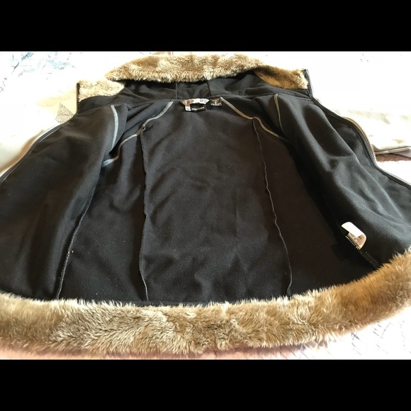❄️Marmot Jacket❄️ - Picture 6 of 6